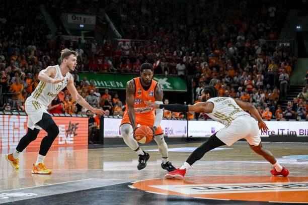 然数据惨淡 然数据惨淡