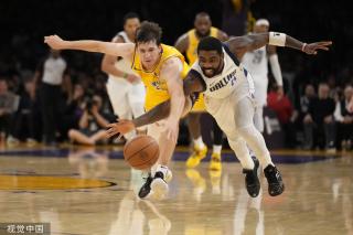 了郑钦文的 了郑钦文的