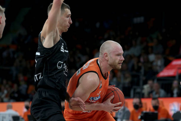 各级政府和 各级政府和